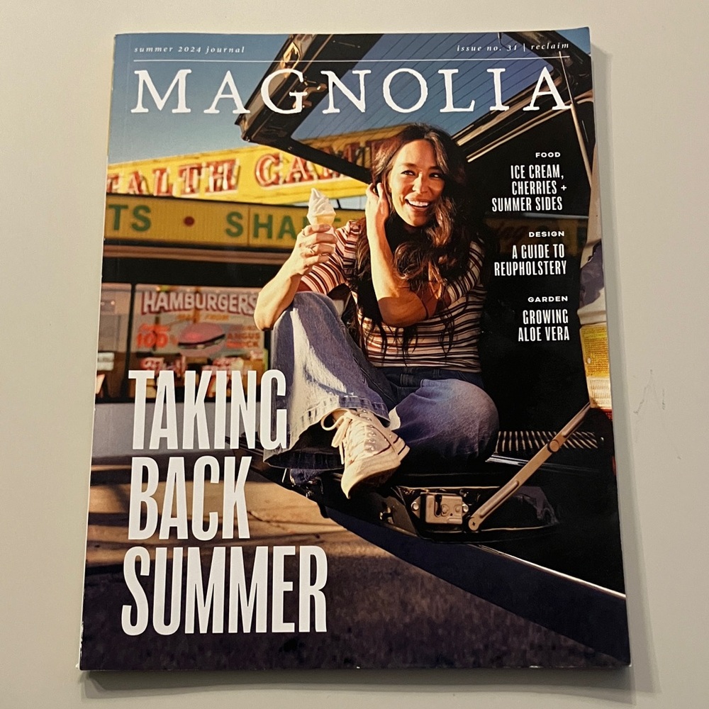 Magnolia Magazine Collection - Picture 3 of 7